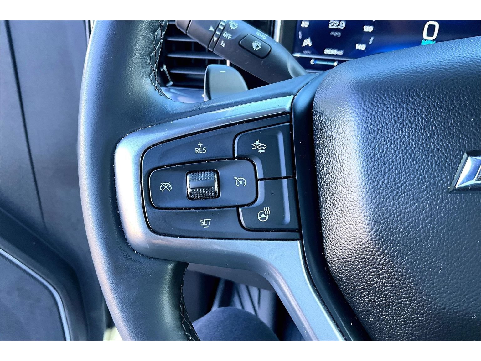 Used 2025 Chevrolet Silverado 1500 LT Trail Boss w/ Convenience Package II AWD/4WD image 10