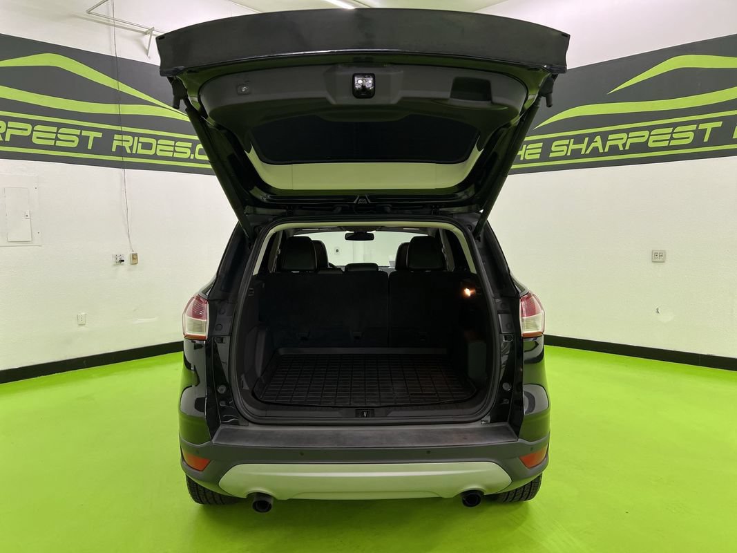 Used 2015 Ford Escape Titanium w/ Equipment Group 301A AWD/4WD image 9