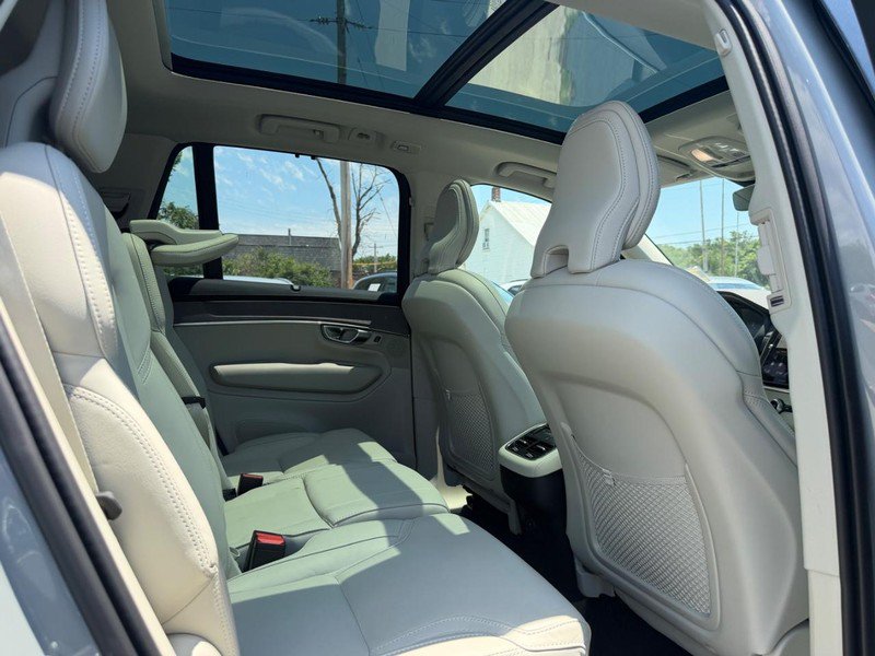 Certified 2026 Volvo XC90 B6 Ultra AWD/4WD image 11
