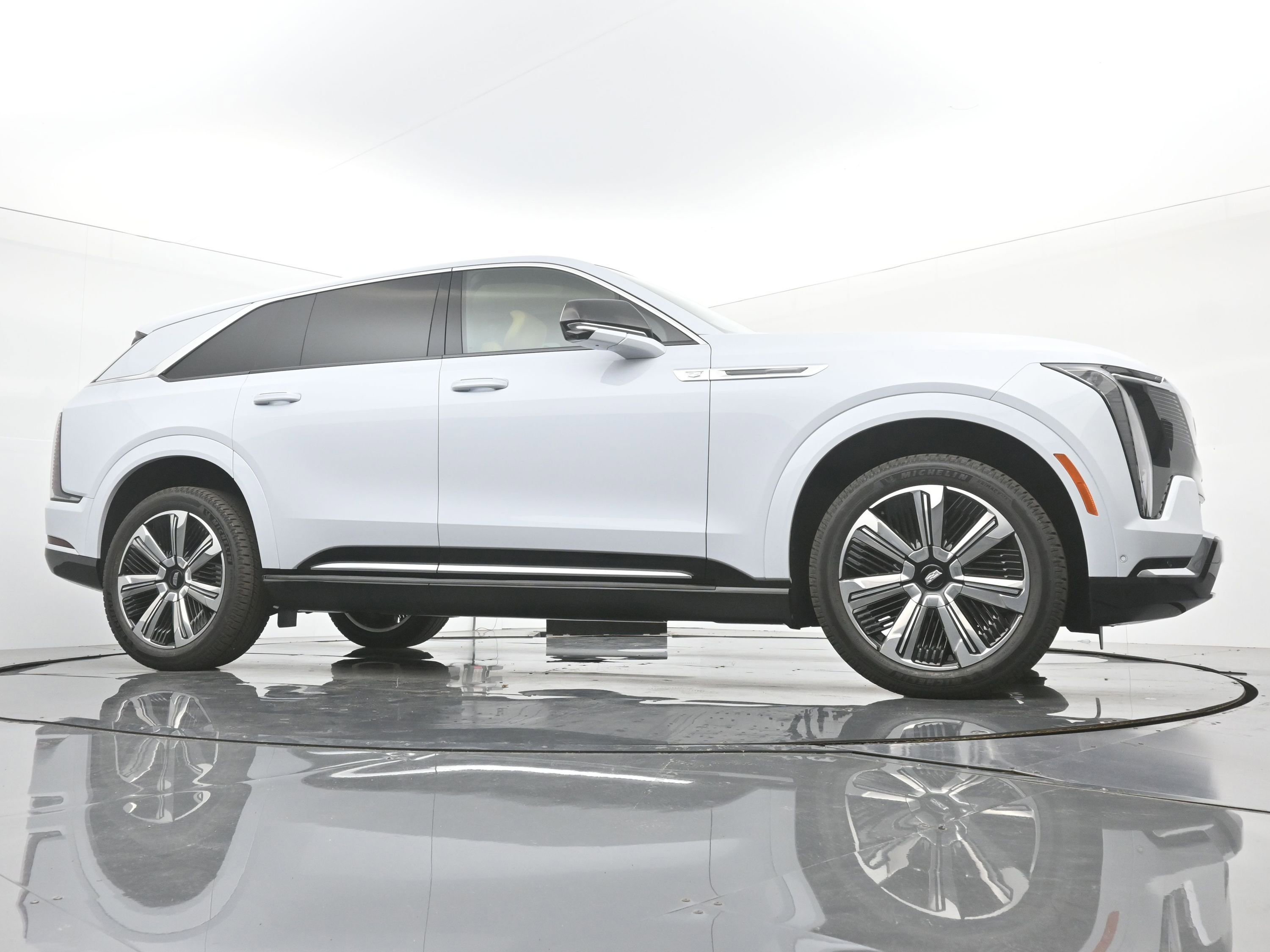 New 2026 Cadillac Escalade IQ Luxury 2 image 21