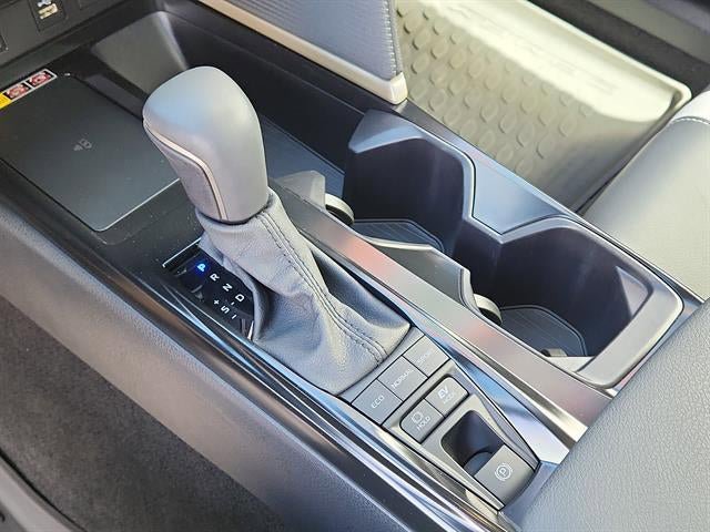 Used 2025 Toyota Camry SE w/ Convenience Package AWD/4WD image 23
