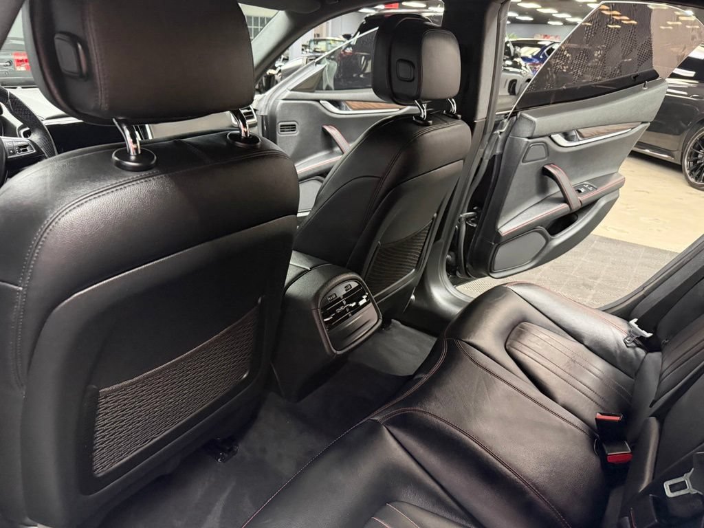 Used 2021 Maserati Ghibli S RWD image 38