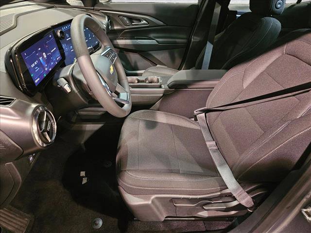 New 2026 Chevrolet Equinox EV LT w/ Midnight Package image 4