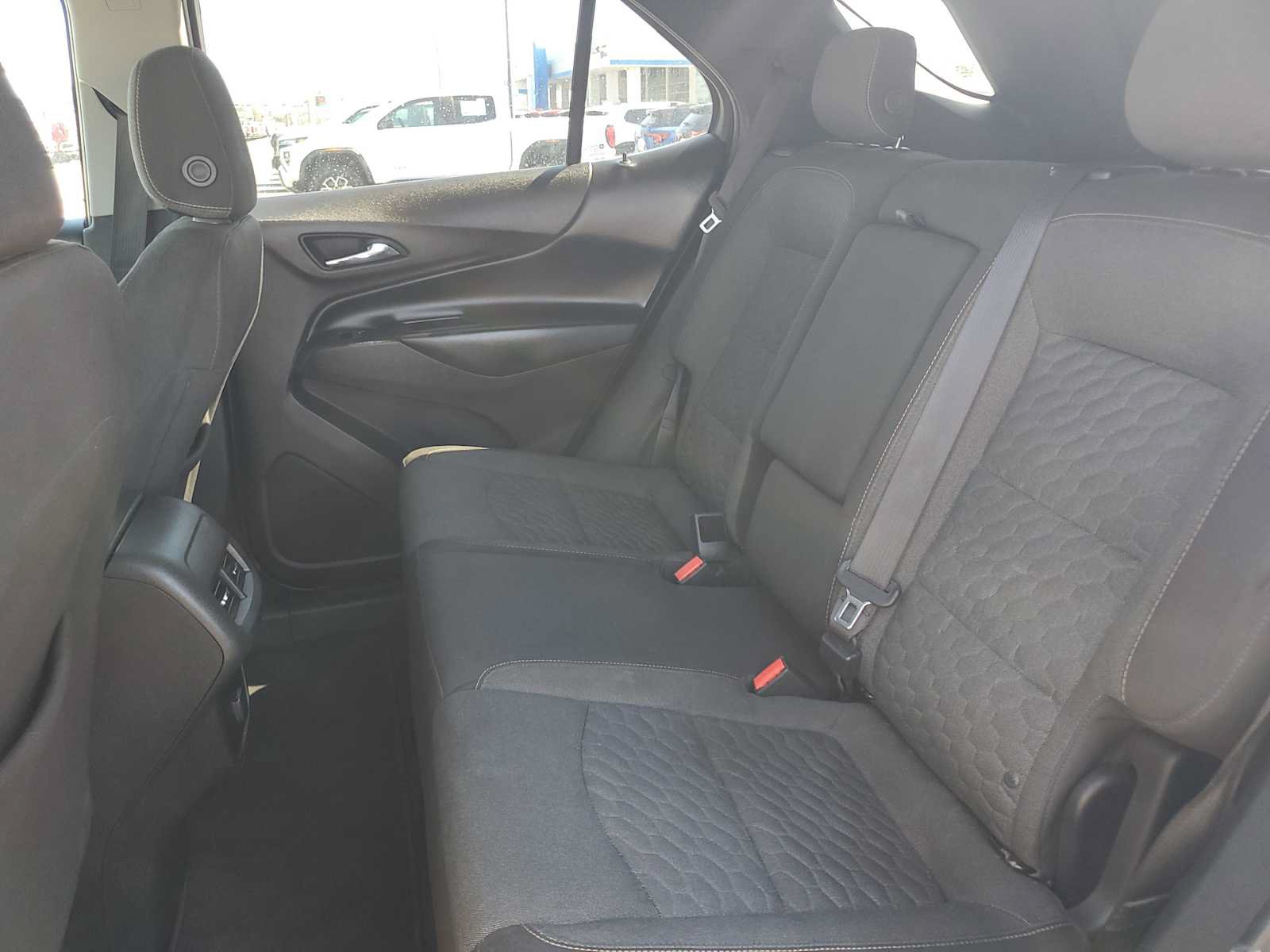 Used 2018 Chevrolet Equinox LT AWD/4WD image 24