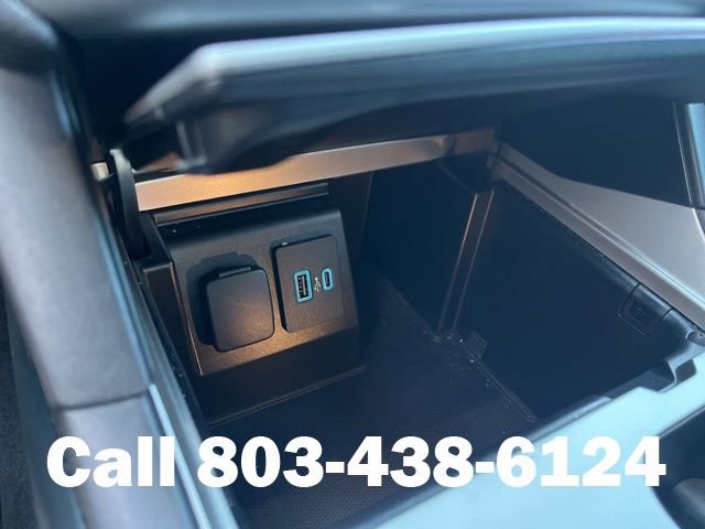 Used 2020 Ford Explorer XLT w/ Class III Trailer Tow Package AWD/4WD image 27