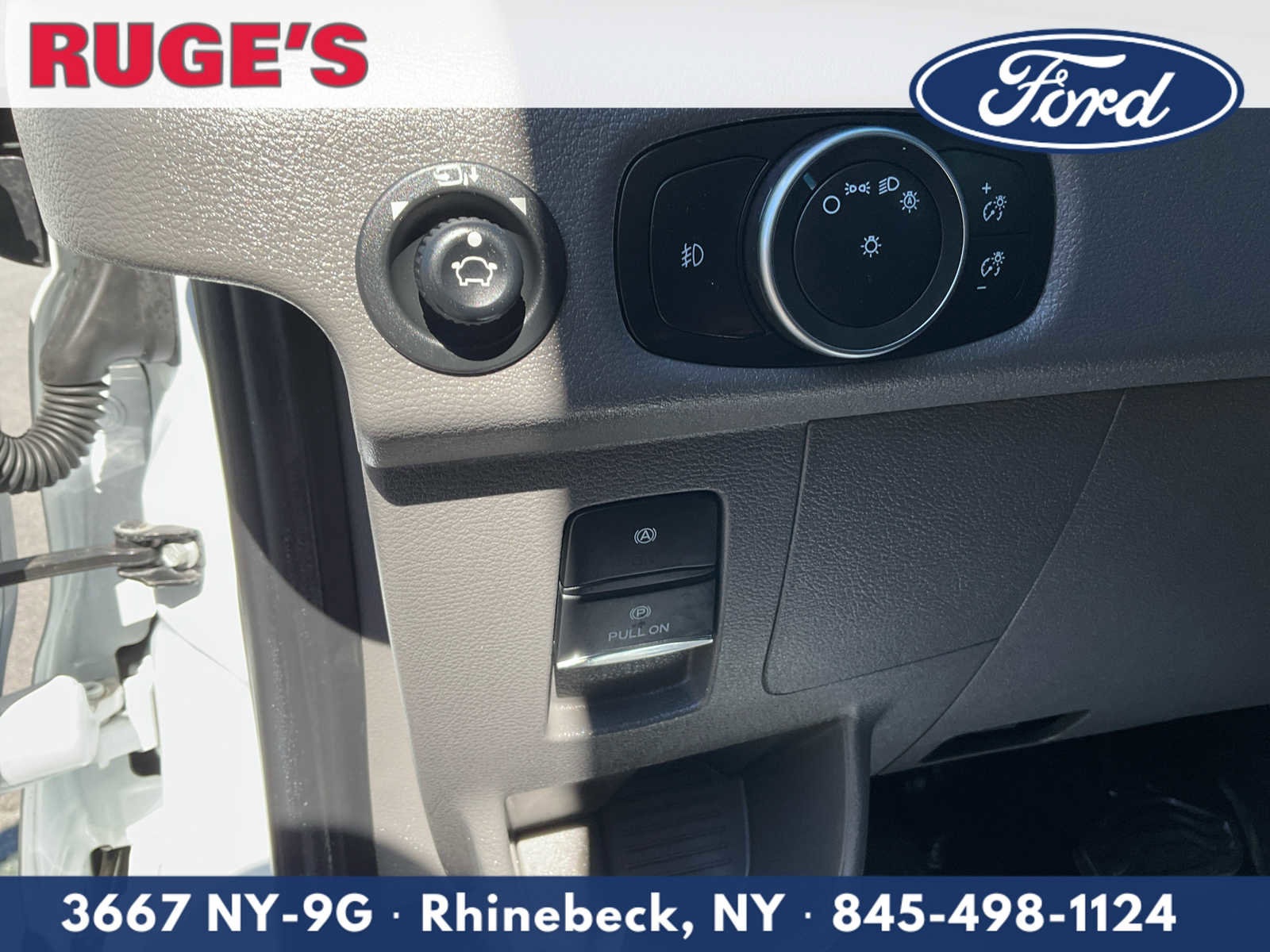 Certified 2024 Ford Transit 350 XLT RWD image 19