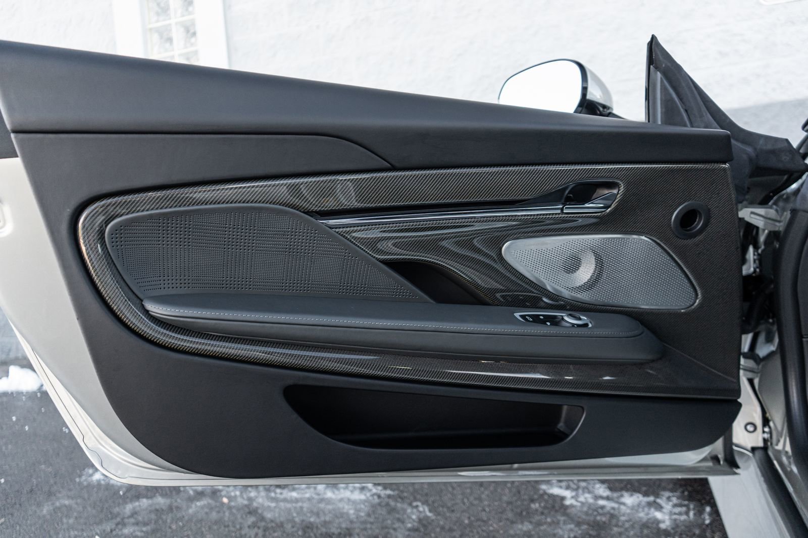 Used 2026 Aston Martin DB12 Coupe image 23