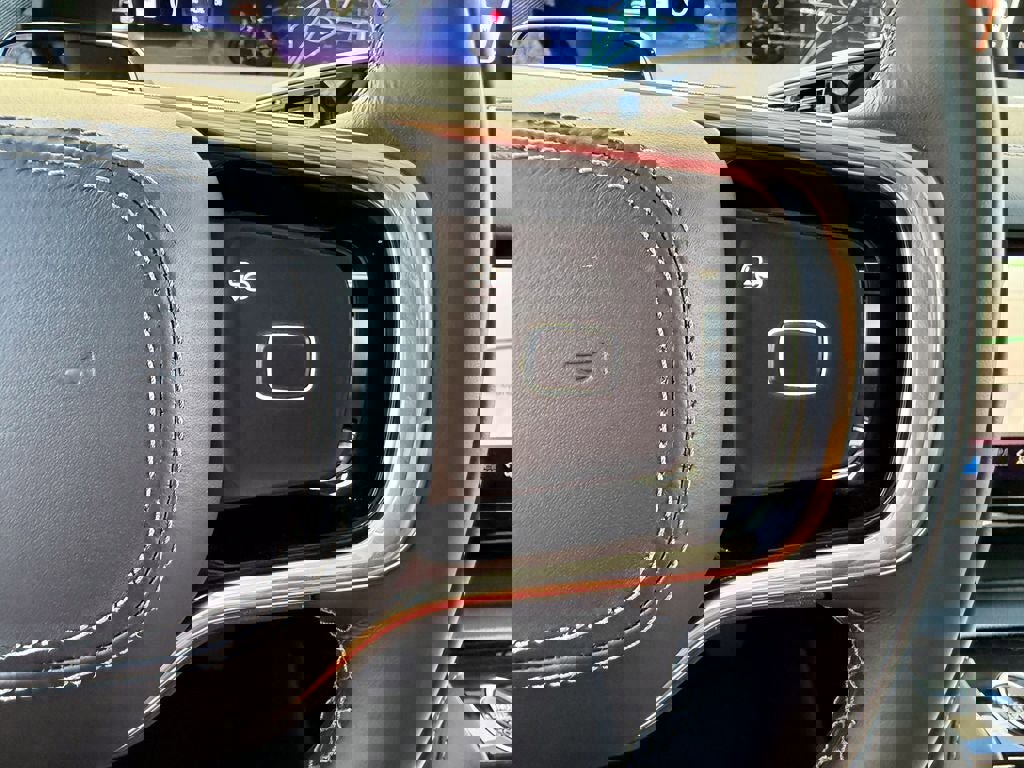 New 2025 Lincoln Navigator L Reserve image 33