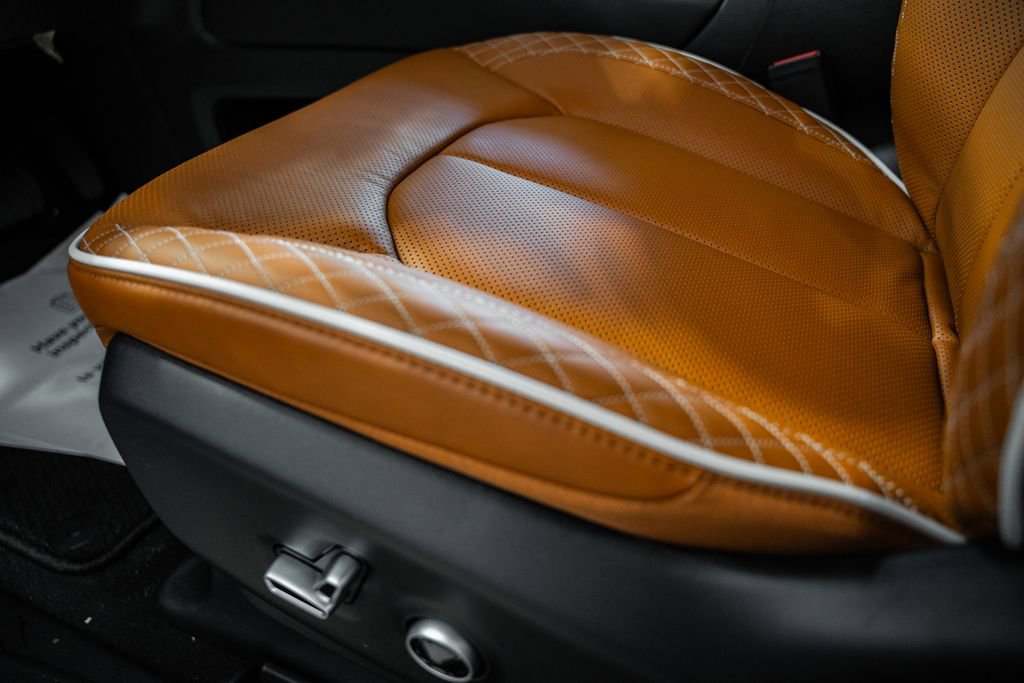 New 2026 Chrysler Pacifica Pinnacle image 34