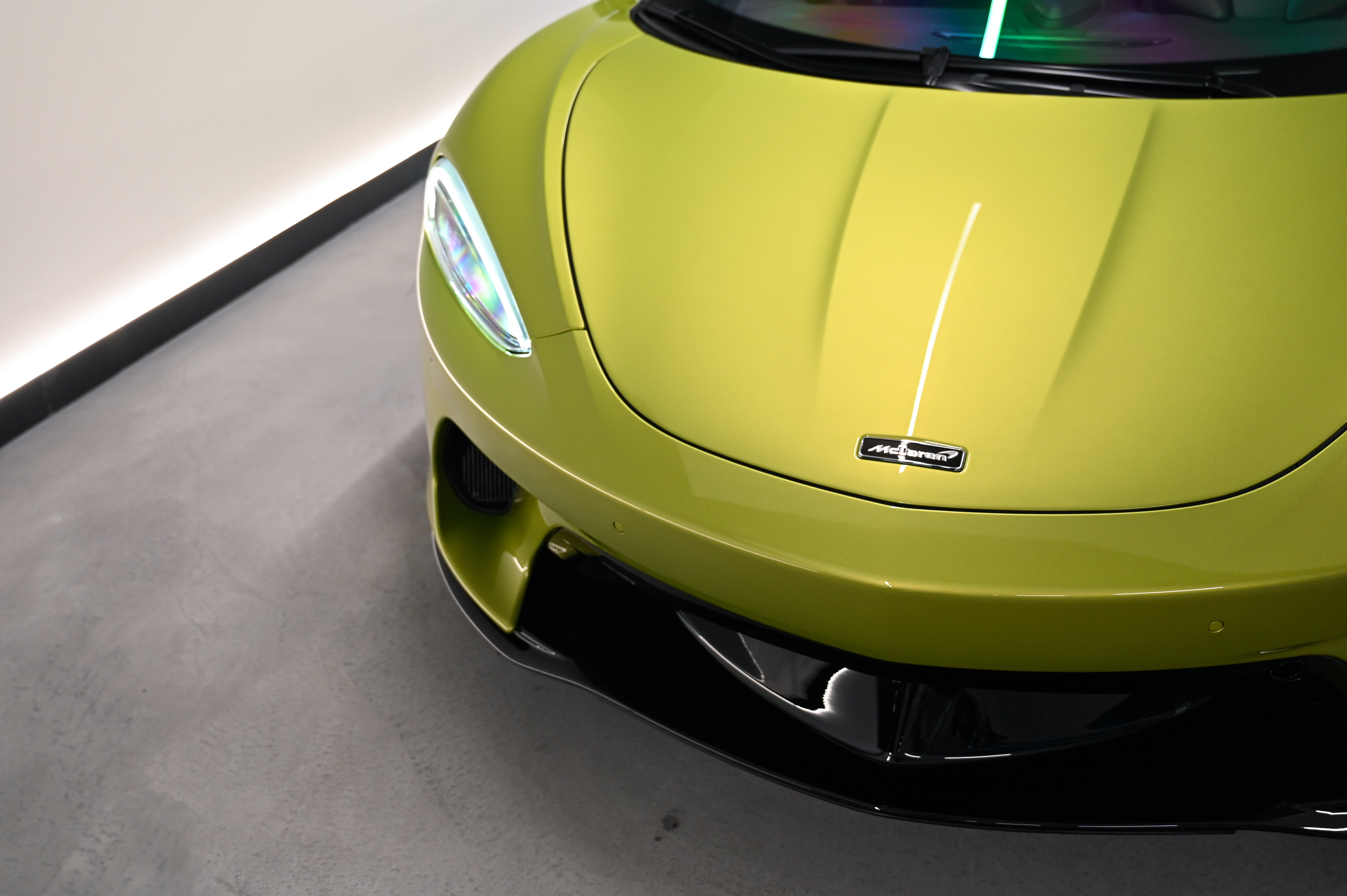 Used 2023 McLaren GT RWD image 11