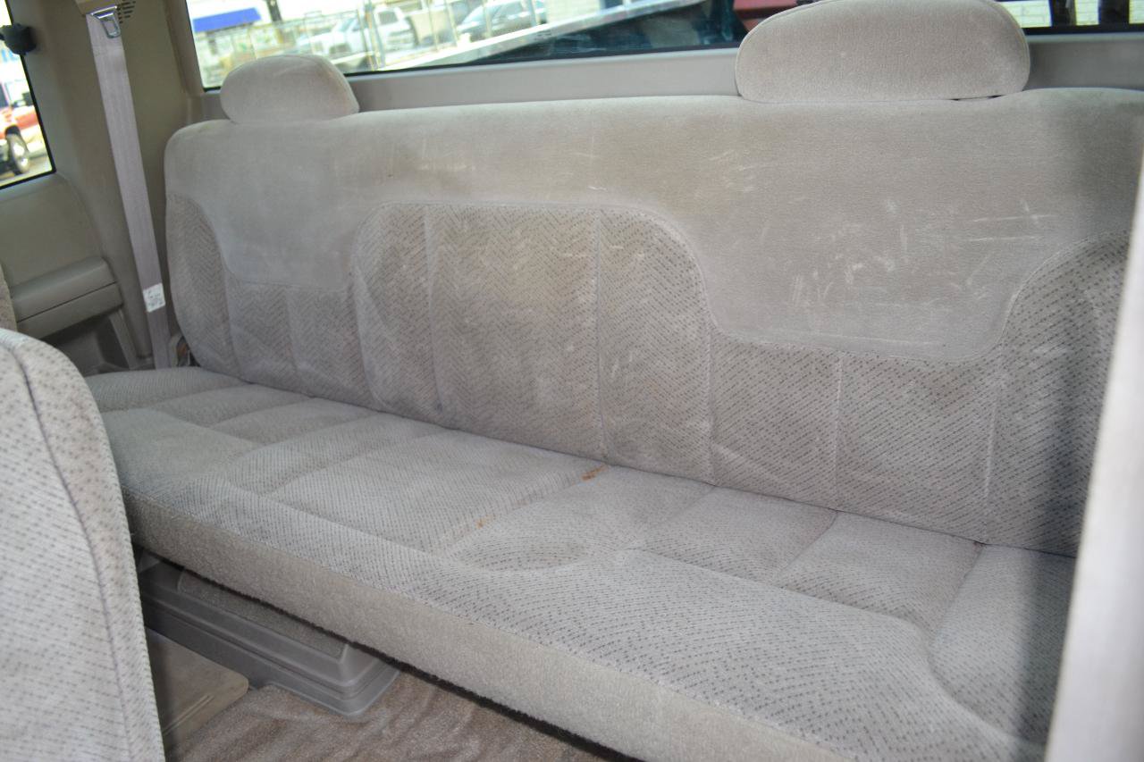 Used 1996 Chevrolet Silverado 3500 4x4 Extended Cab image 24