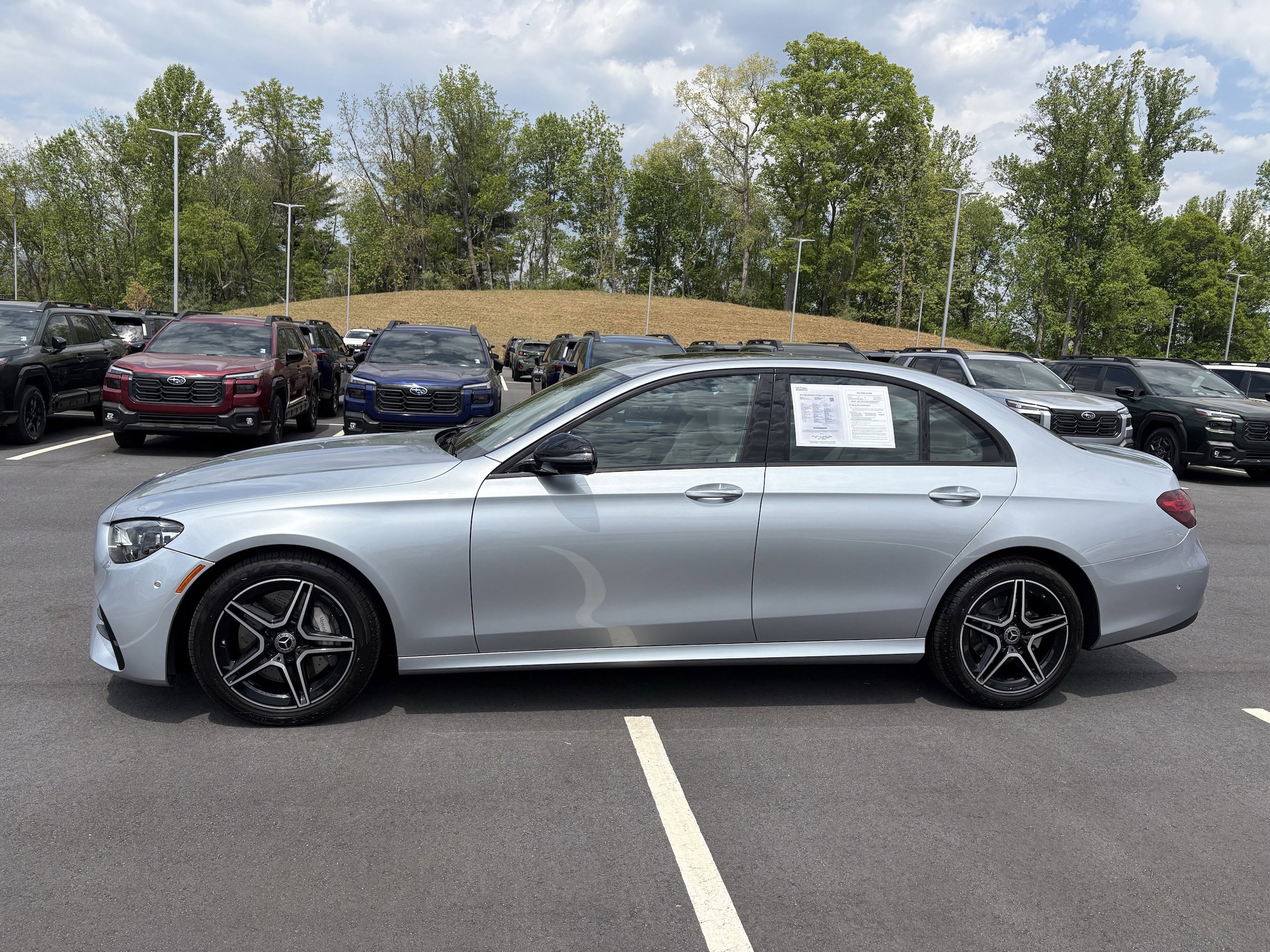 Used 2021 Mercedes-Benz E 350 4MATIC Sedan image 4