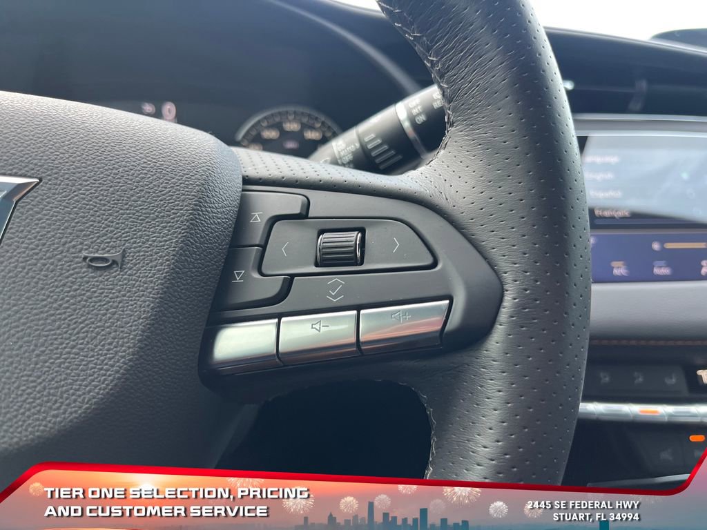 Used 2023 Cadillac XT4 Sport w/ Enhanced Visibility Package image 27