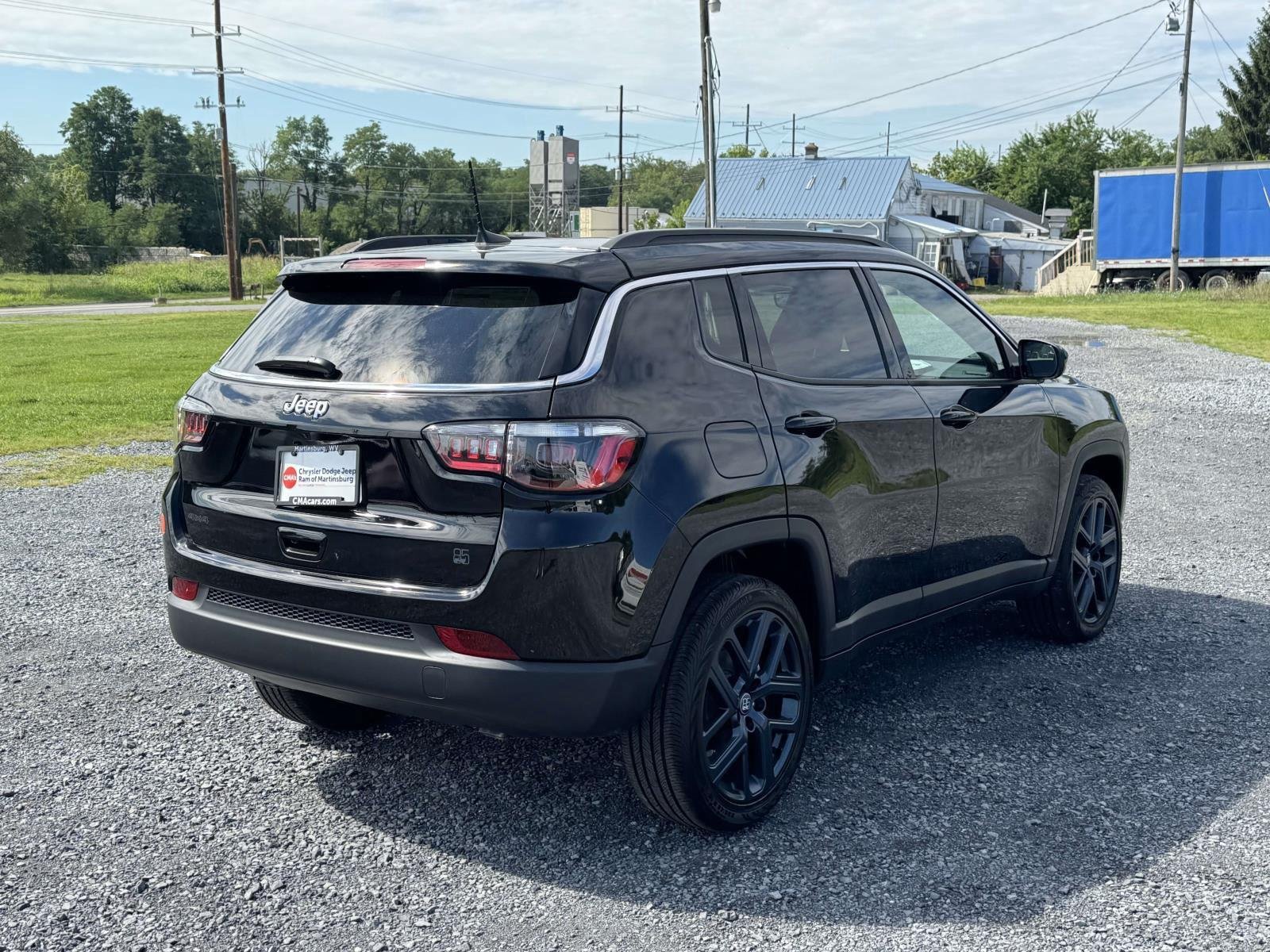 New 2026 Jeep Compass Latitude AWD/4WD image 22