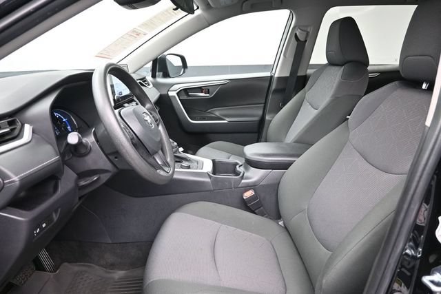 Certified 2025 Toyota RAV4 XLE AWD/4WD image 12