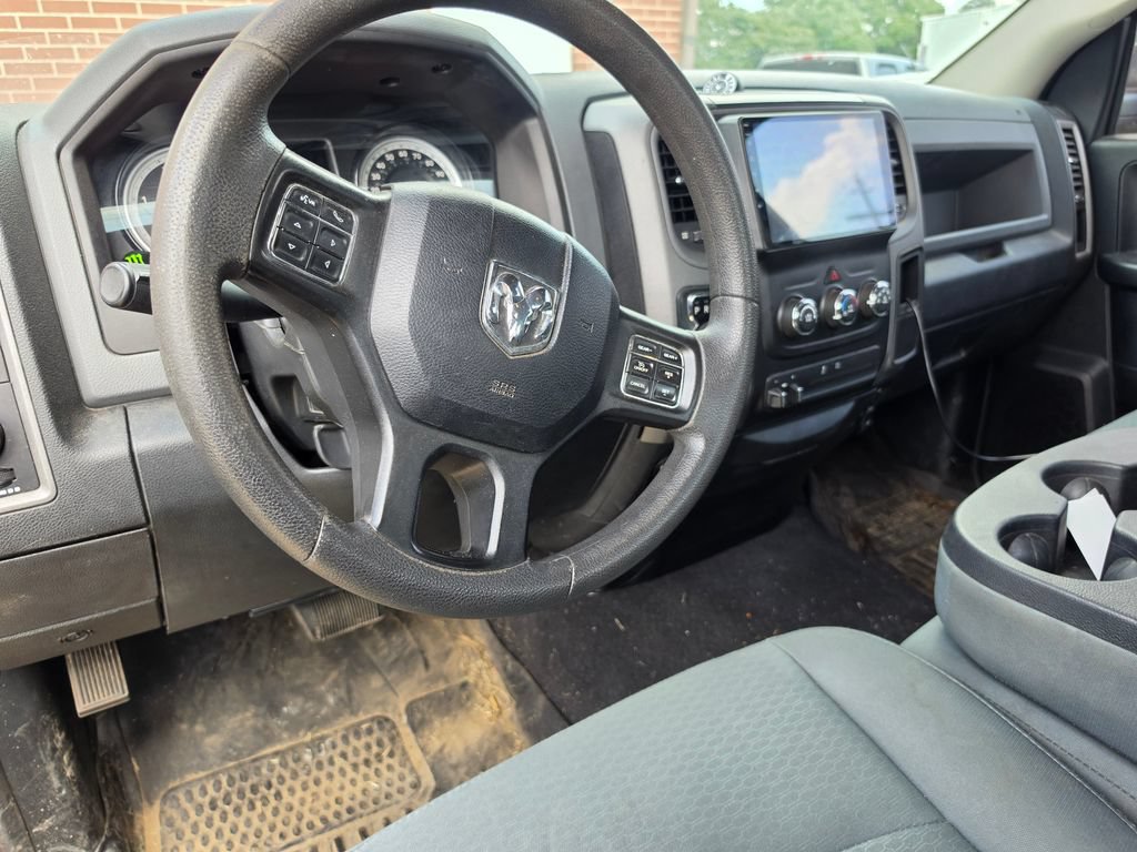 Used 2018 RAM 1500 Tradesman AWD/4WD image 4