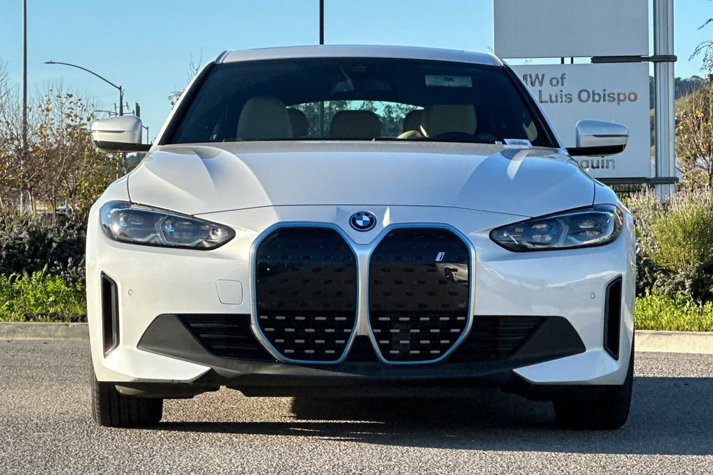 Used 2023 BMW i4 eDrive40 w/ Premium Package image 8