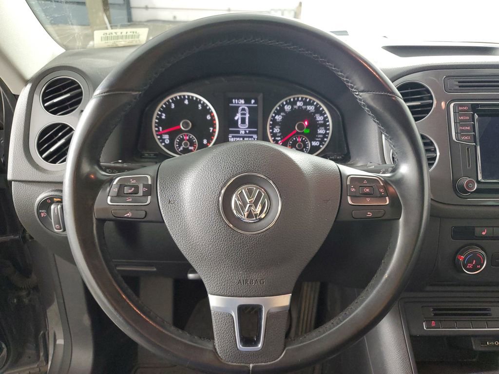 Used 2016 Volkswagen Tiguan SE FWD image 20