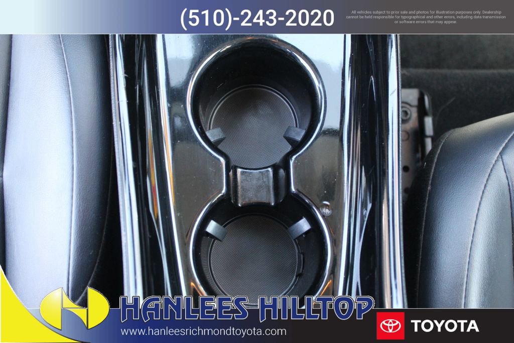 Used 2022 Toyota Prius XLE FWD image 18