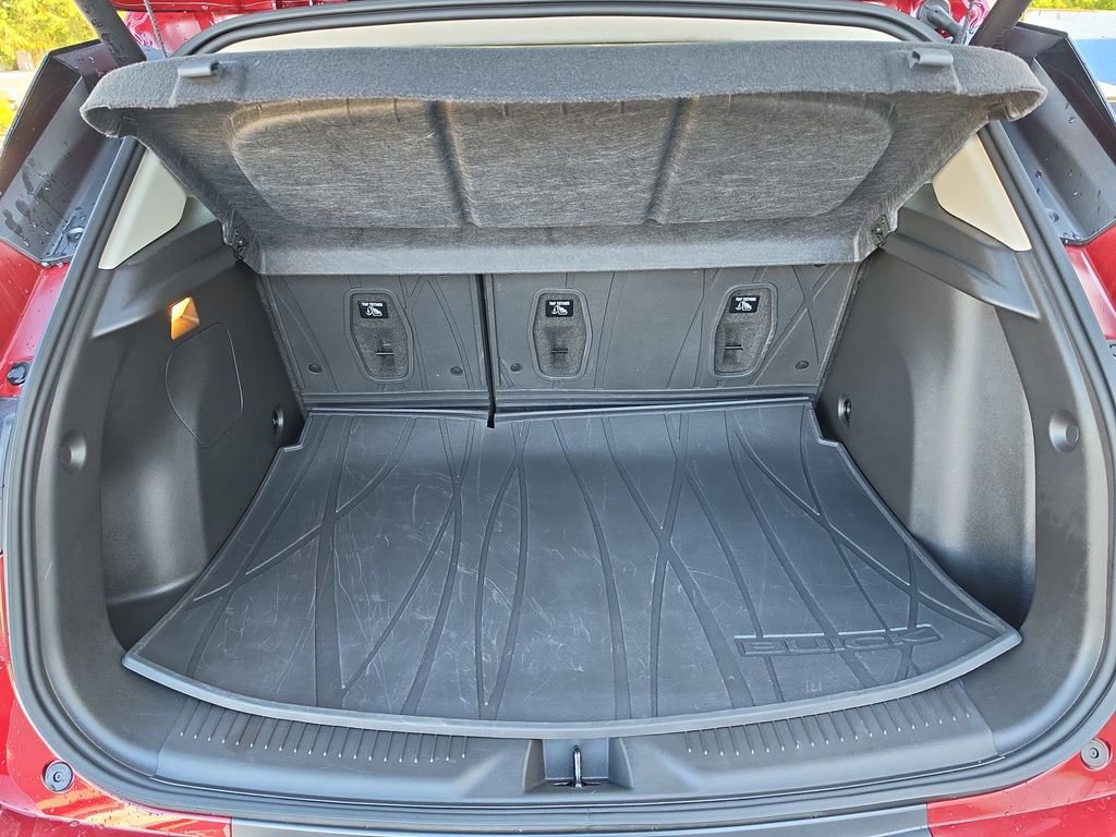 Certified 2023 Buick Encore GX Essence w/ Experience Buick Package image 29