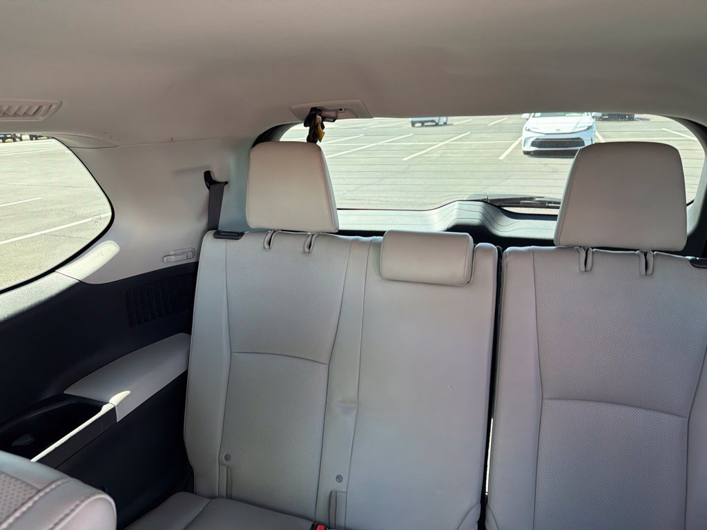 Used 2024 Toyota Grand Highlander FWD image 9
