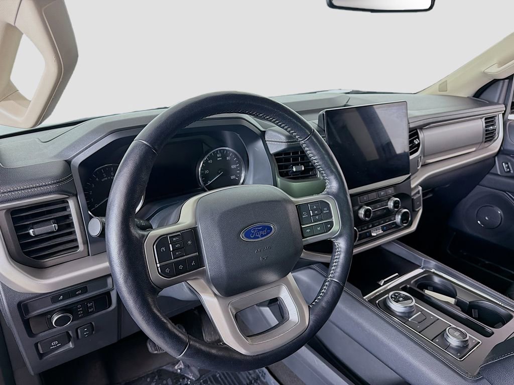 Used 2024 Ford Expedition Max XLT AWD/4WD image 19