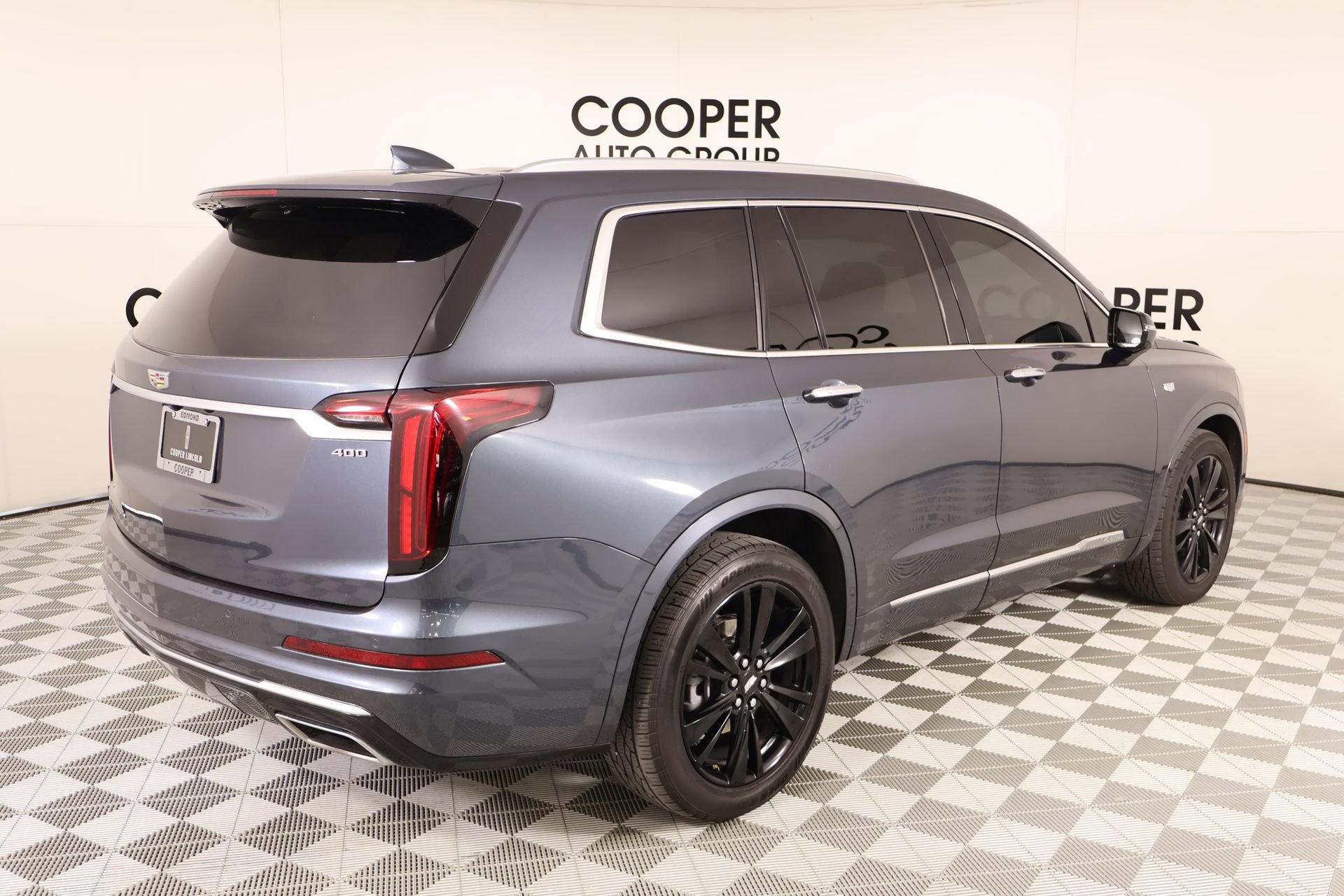 Used 2021 Cadillac XT6 Premium Luxury FWD image 23