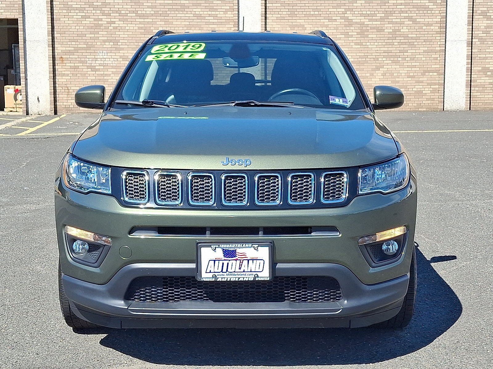 Used 2019 Jeep Compass Latitude w/ Popular Equipment Group AWD/4WD image 2