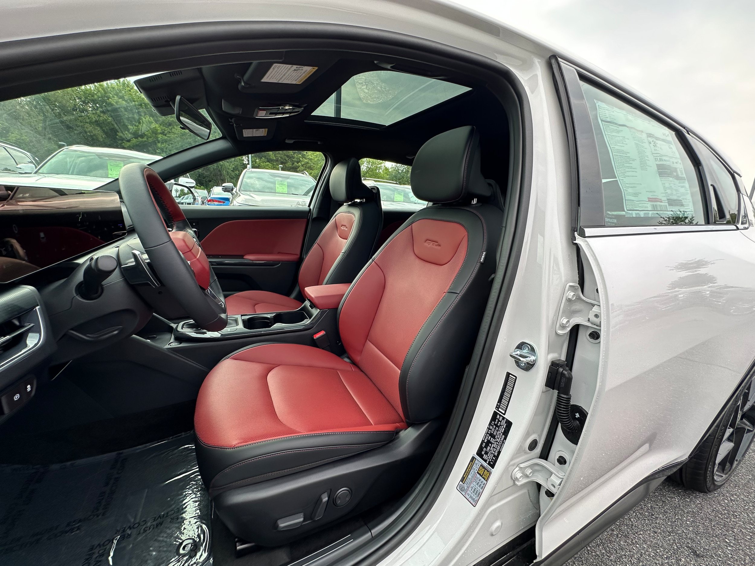 New 2026 Kia K4 GT-Line w/ GT-Line Premium Package FWD image 22