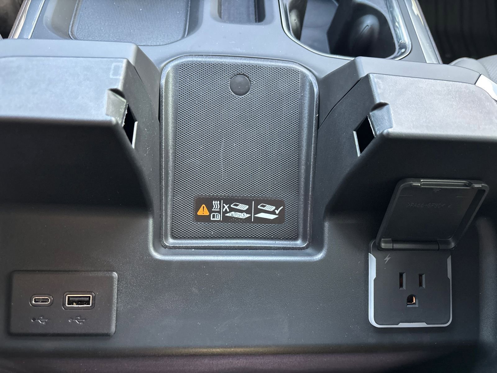 New 2026 GMC Sierra 1500 SLT w/ SLT Premium Plus Package image 15