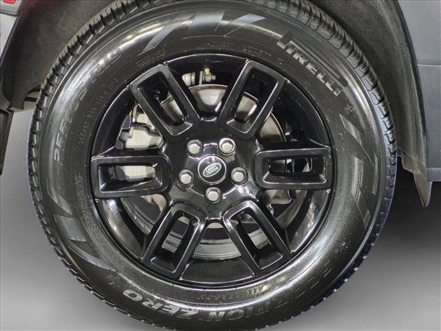 Used 2023 Land Rover Defender 90 S AWD/4WD image 23