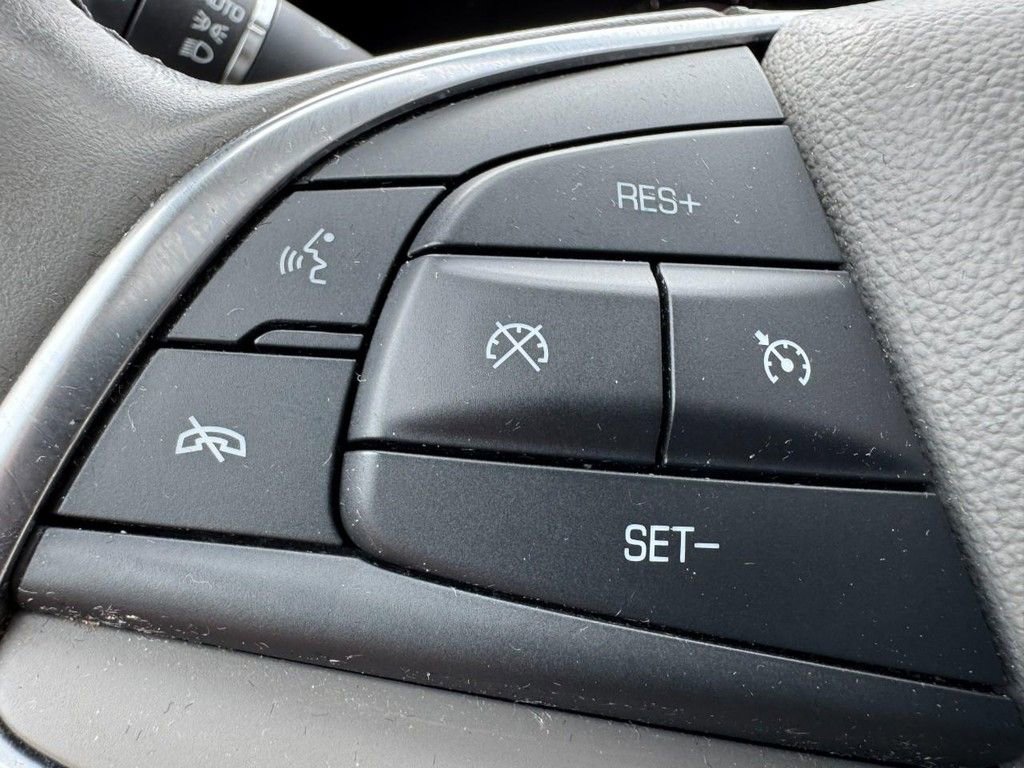 Used 2018 Cadillac XT5 Premium Luxury image 17