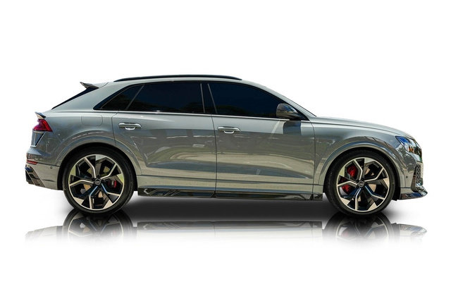 Used 2024 Audi RS Q8 AWD/4WD image 2