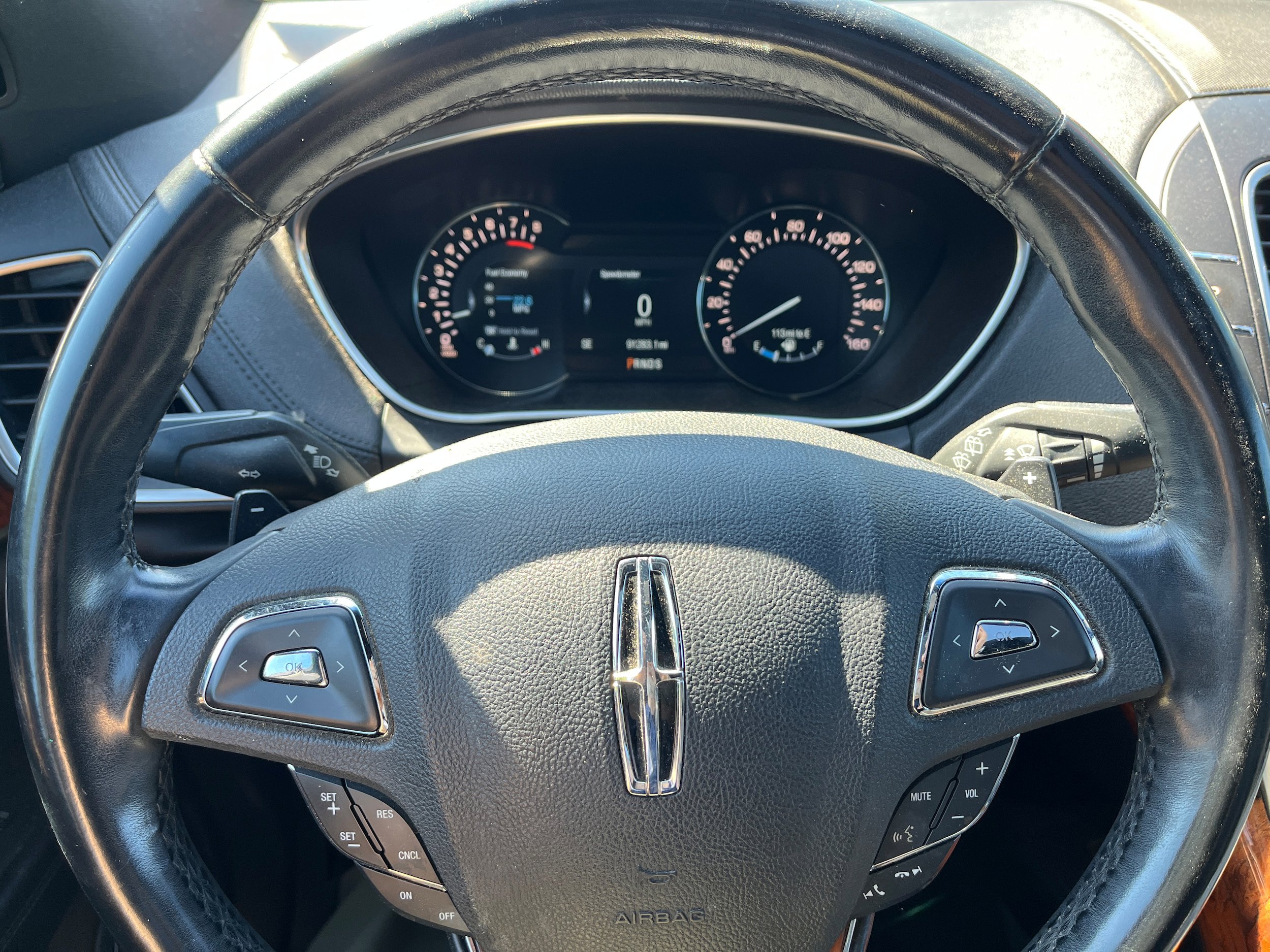 Used 2017 Lincoln MKX Reserve AWD/4WD image 16