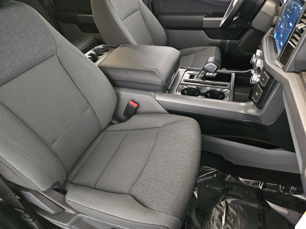 New 2025 Ford F150 Lightning XLT image 22