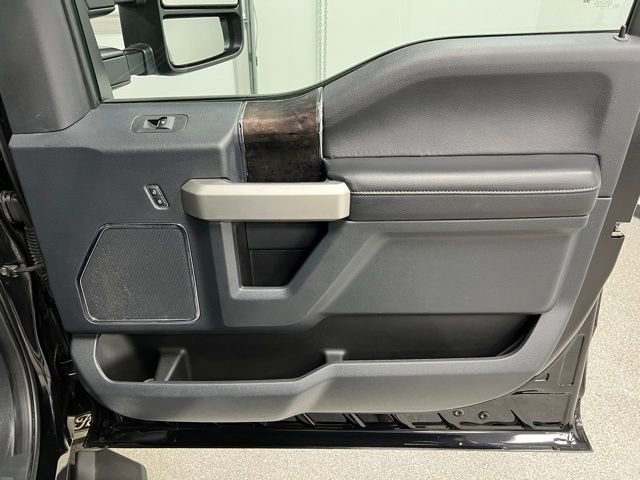 Used 2022 Ford F350 Lariat w/ Lariat Ultimate Package image 49