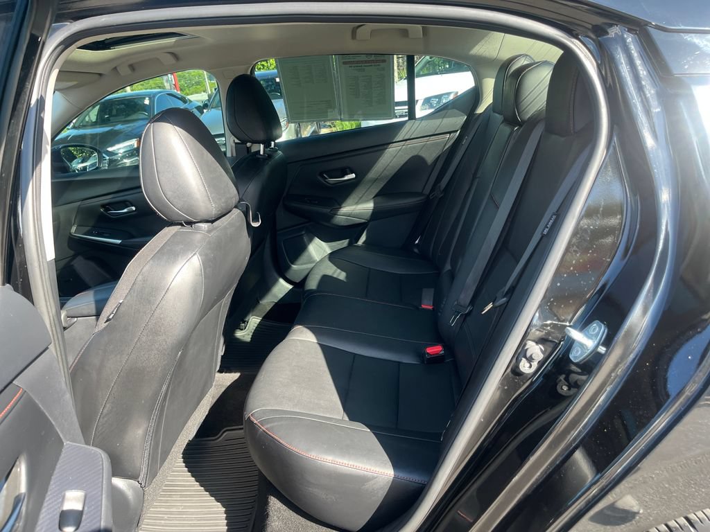 Used 2024 Nissan Sentra SR w/ SR Premium Package FWD image 26