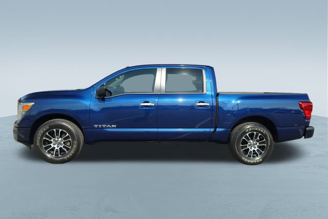 Used 2021 Nissan Titan SV w/ SV Convenience Package image 4