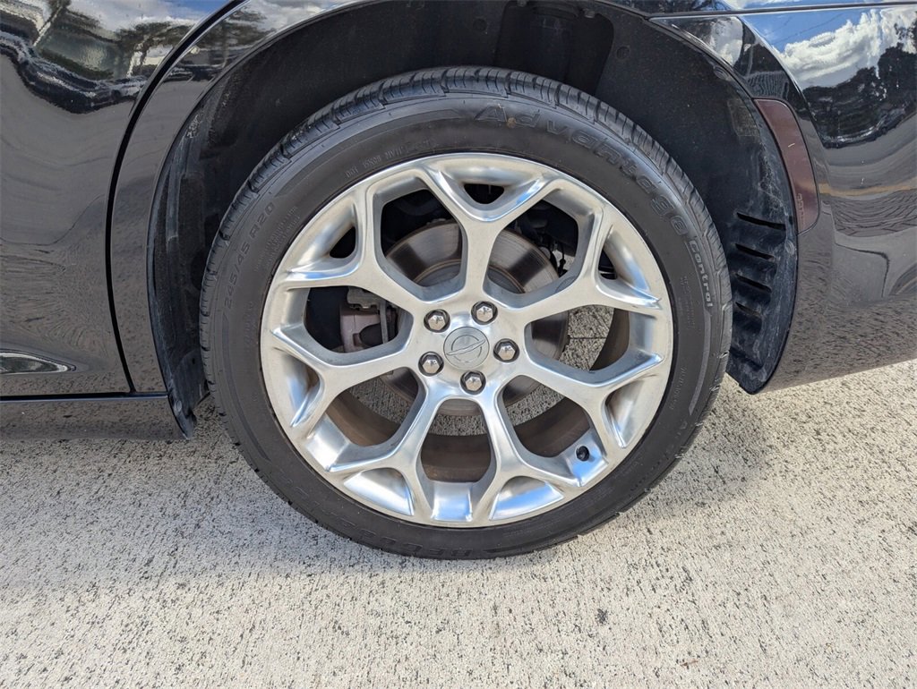 Used 2019 Chrysler 300 C w/ Sun, Sound & Nav Package image 17