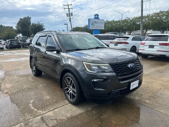 Used 2018 Ford Explorer Sport AWD/4WD image 4