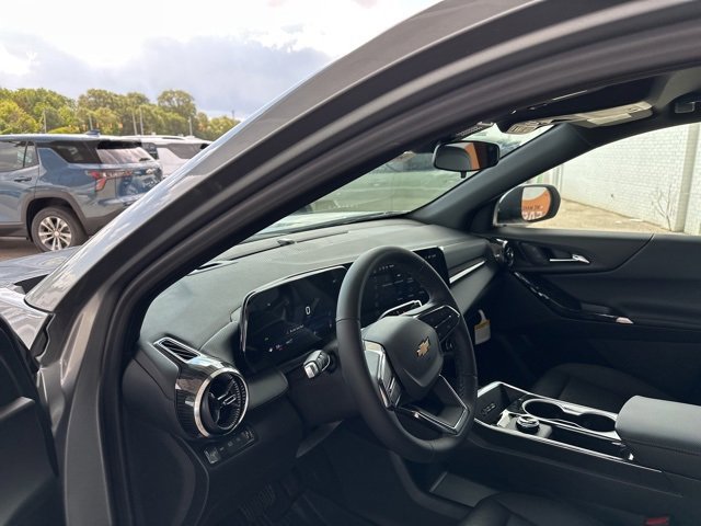 New 2026 Chevrolet Equinox LT w/ Convenience Package II image 12