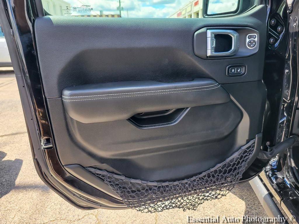 Certified 2023 Jeep Wrangler Unlimited Sahara w/ Cold Weather Group AWD/4WD image 20