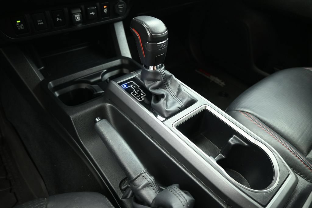 Used 2022 Toyota Tacoma TRD Pro AWD/4WD image 16