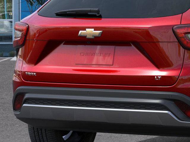 Used 2026 Chevrolet Trax LT w/ Driver Confidence Package FWD image 14