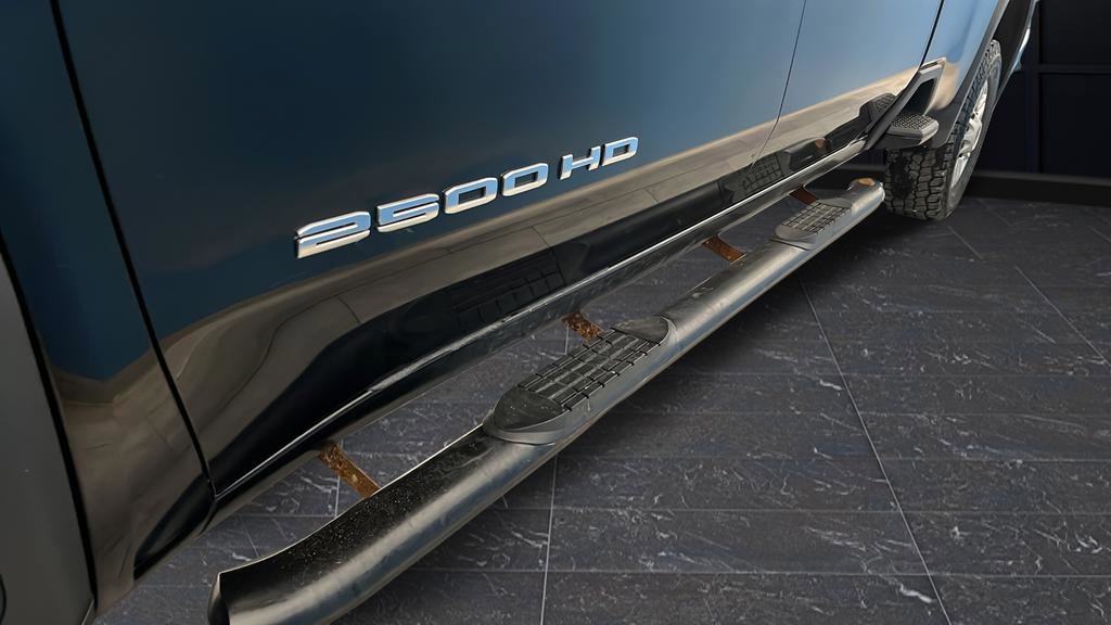 Used 2021 GMC Sierra 2500 SLE w/ X31 Off-Road Package image 38