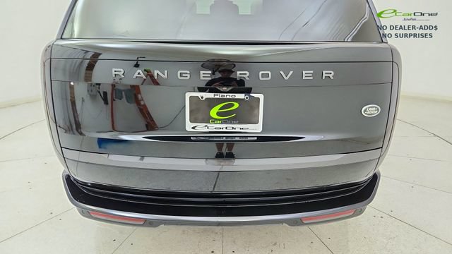 Used 2023 Land Rover Range Rover SE AWD/4WD image 11