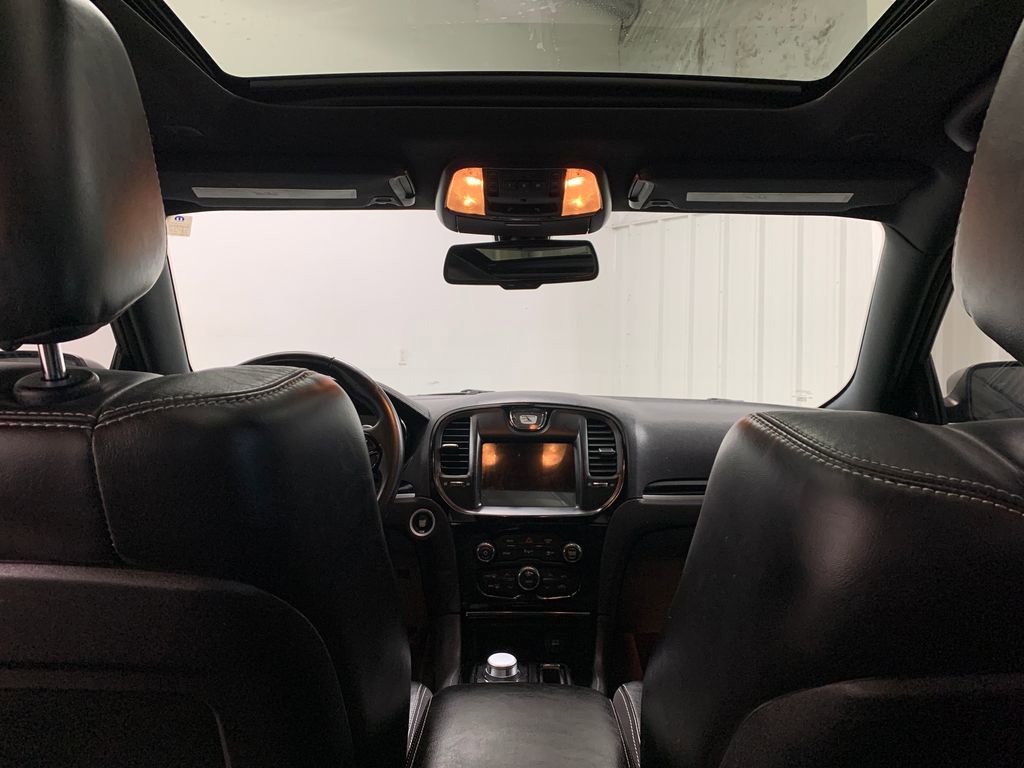 Used 2018 Chrysler 300 S w/ 300S Premium Group image 19