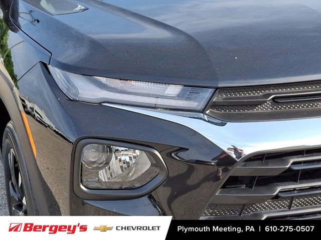 Used 2023 Chevrolet TrailBlazer LT FWD image 11