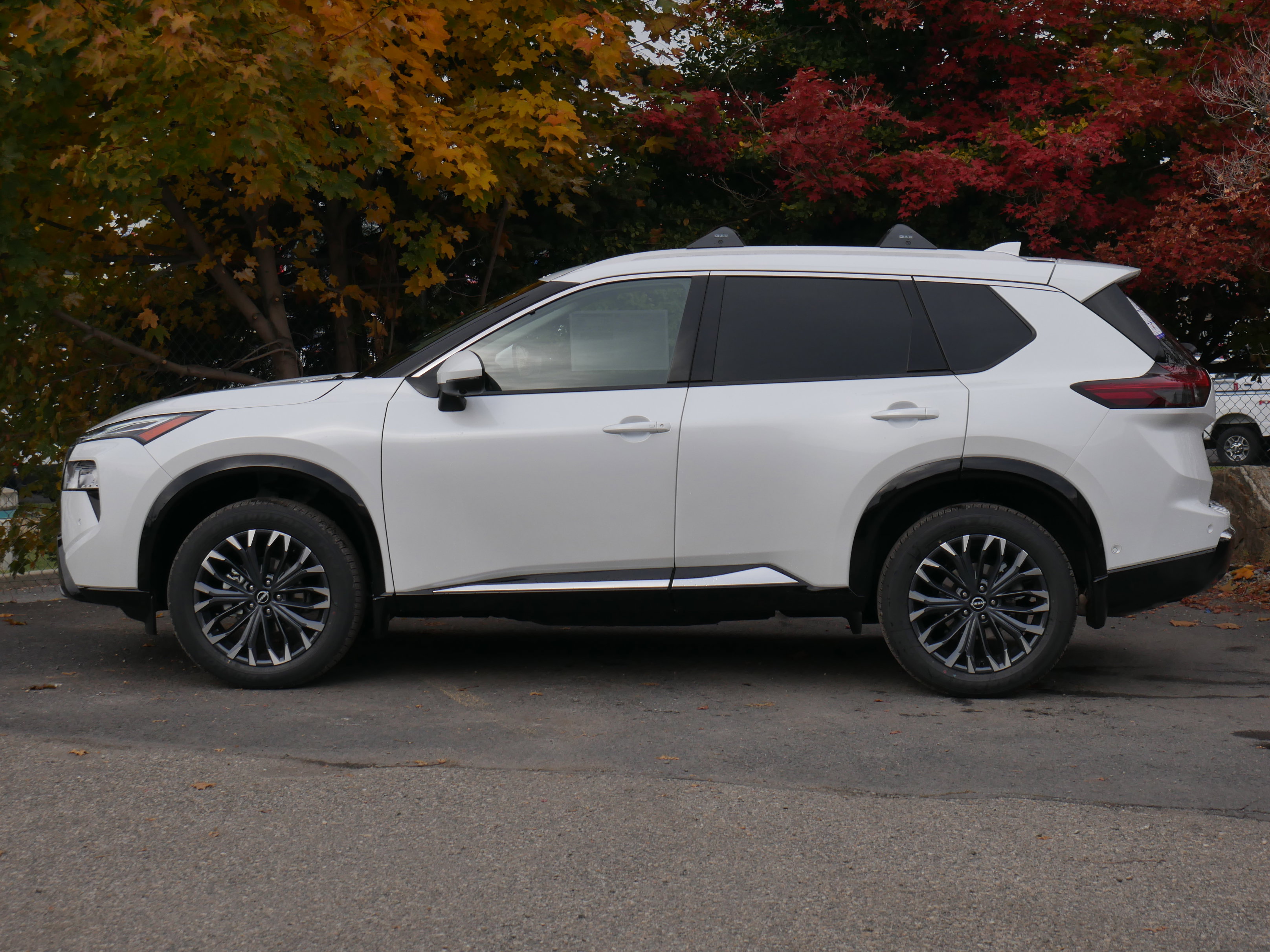 New 2026 Nissan Rogue Platinum w/ Platinum Premium Package image 17