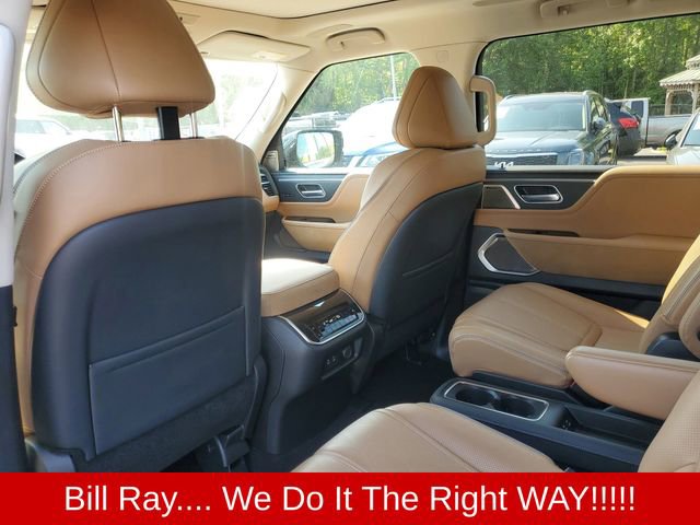 Used 2025 INFINITI QX80 Sensory image 9